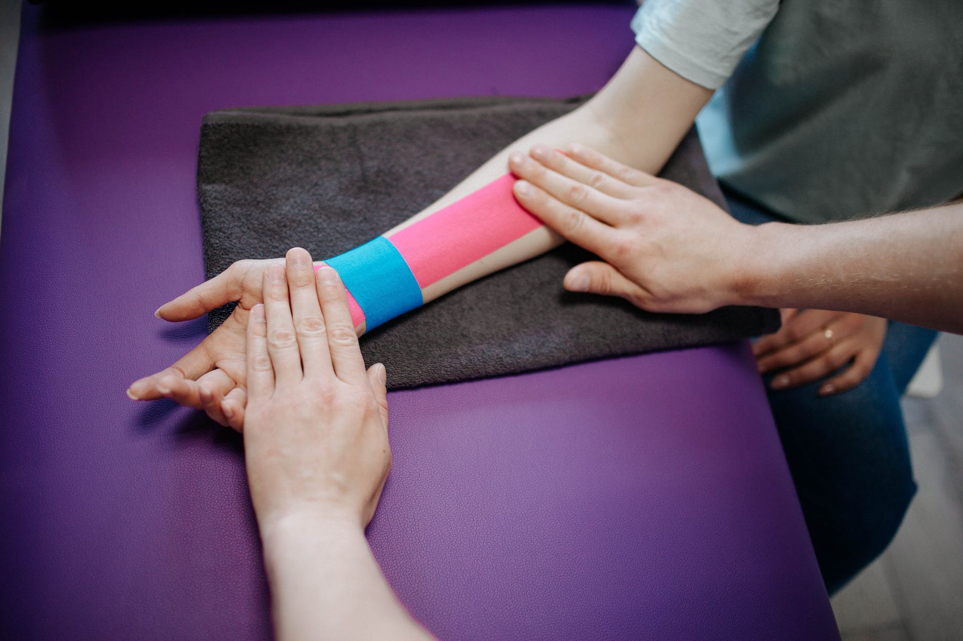 Elastic Therapeutic Tape Aids in Healing
